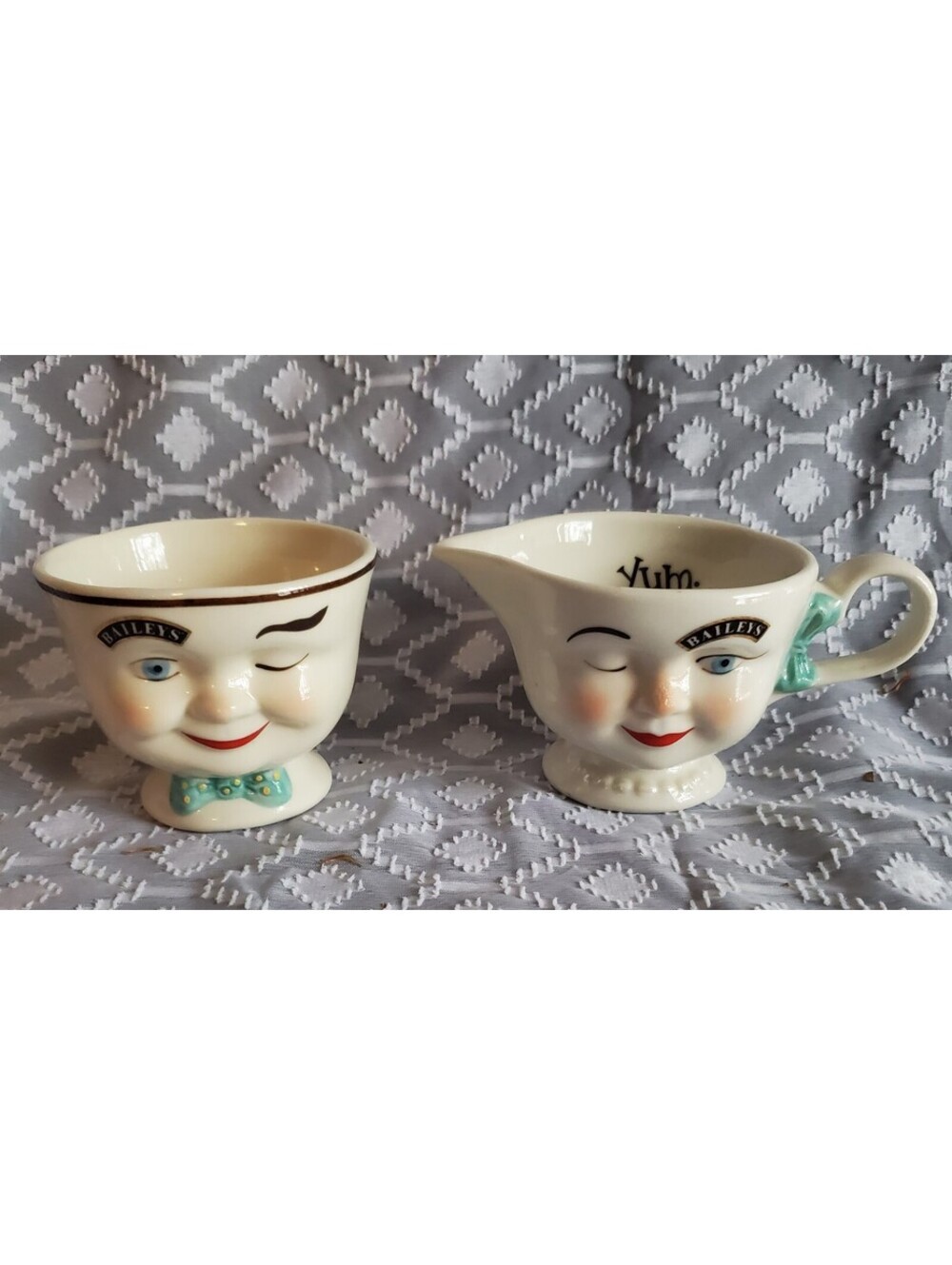 Vtg 1960's Baileys Cream/sugar With 2 Mugs